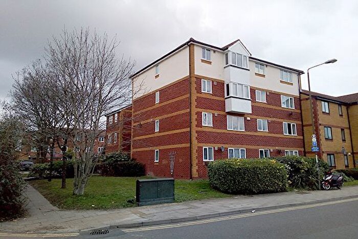 1 Bedroom Flat To Rent In Ruston Road, London, SE18