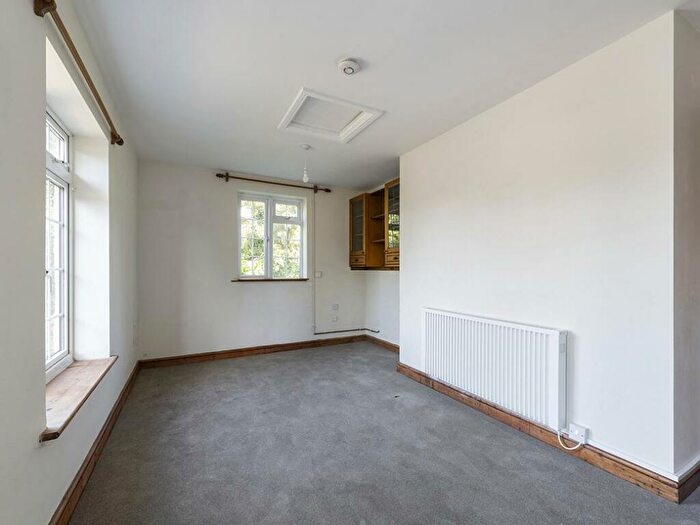 1 Bedroom Detached Bungalow For Sale In Queen Camel, Queen Camel, Somerset, BA22