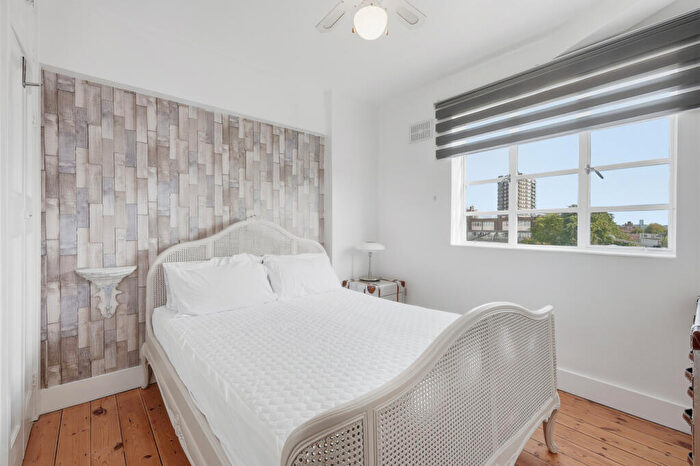 2 Bedroom Flat For Sale In Evelyn House, Greatorex Street, E1