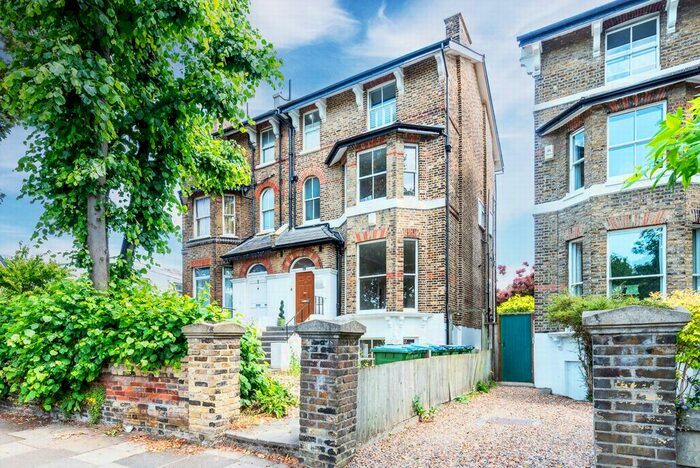 1 Bedroom Flat To Rent In Hervey Road, Blackheath, SE3