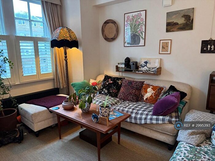 2 Bedroom Flat To Rent In Haberdasher St, London, N1