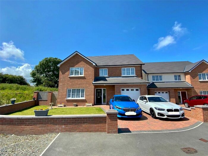 4 Bedroom Detached House For Sale In Maes Yr Efail, Penparc, Aberteifi, Maes Yr Efail, SA43
