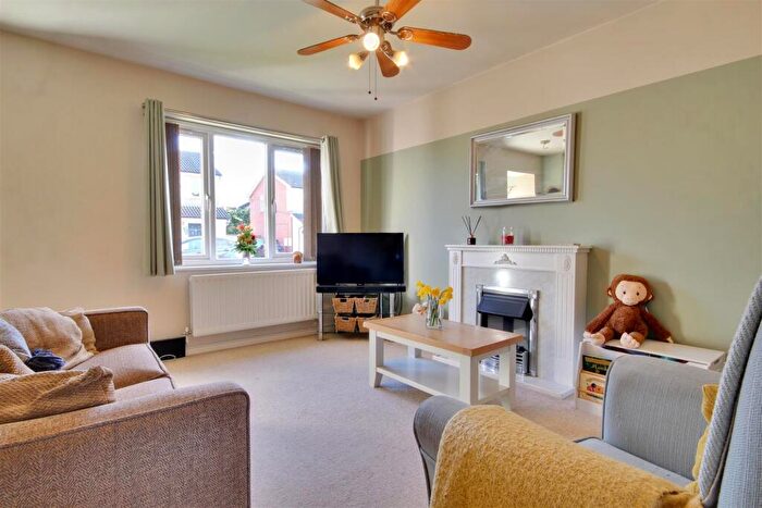 2 Bedroom Semi-Detached House For Sale In Holgate Close, Beverley, HU17