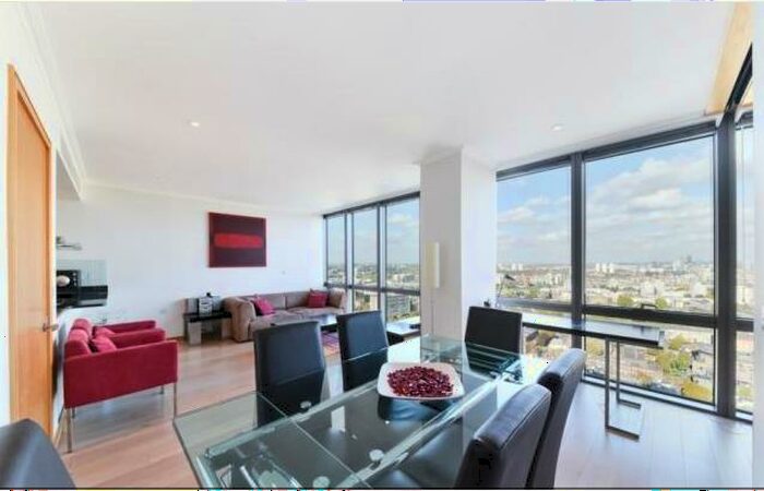 2 Bedroom Flat To Rent In West India Quay, Docklands, E14