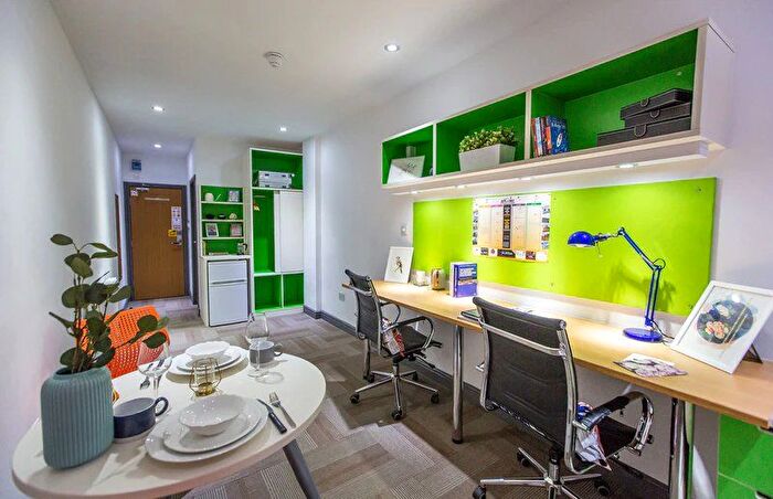 Studio To Rent In Salt Lane, Coventry, CV1