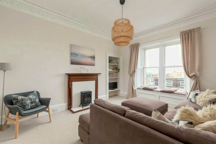 2 Bedroom Property To Rent In St Augustine Road, London, NW1