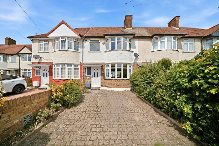 3 Bedroom Terraced House For Sale In Mogden Lane, Isleworth, TW7