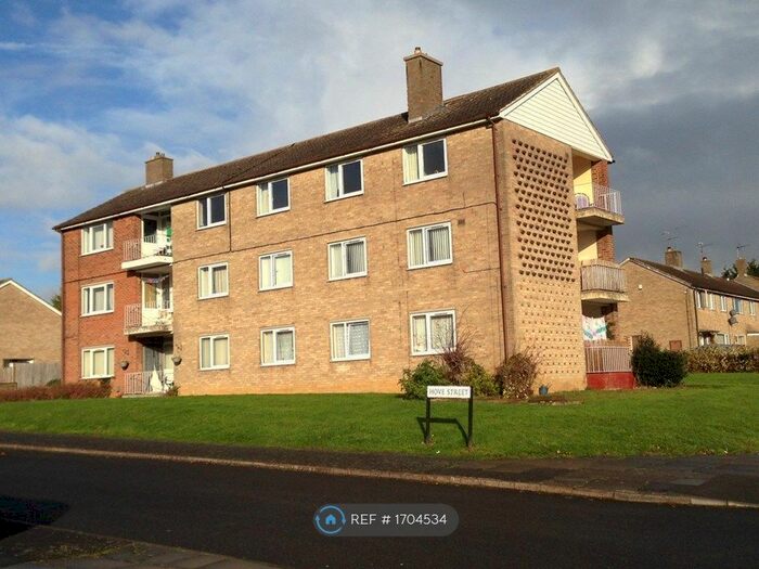 2 Bedroom Flat To Rent In Greenhill Rise, Corby, NN18