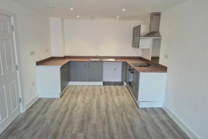 1 Bedroom Flat To Rent In Aplin House, Yeovil, BA20