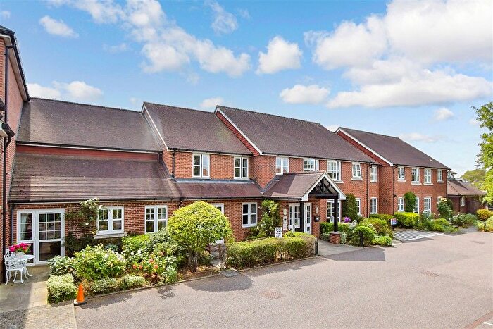 1 Bedroom Flat For Sale In High Street, Epping, Essex, CM16