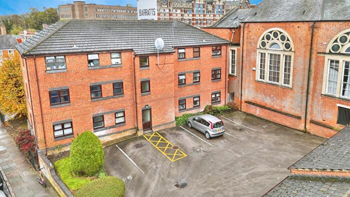 2 Bedroom Flat To Rent In Arnold Road, Northampton, NN2