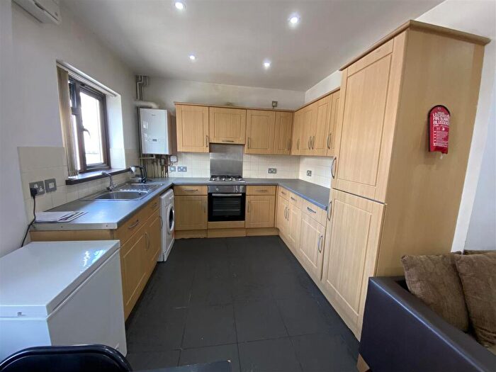 6 Bedroom House To Rent In Wyeverne Road, Cathays, CF24