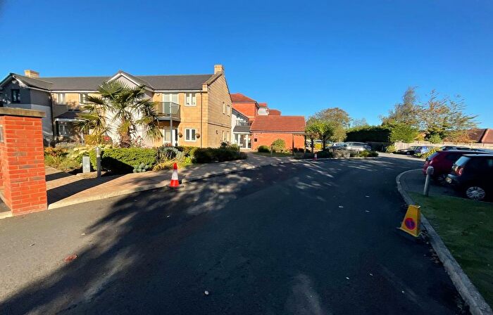 1 Bedroom Flat To Rent In Newby Farm Road, Scarborough, YO12