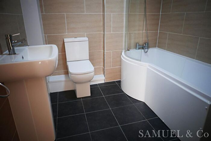 2 Bedroom Flat To Rent In St James Road, Dudley, DY1