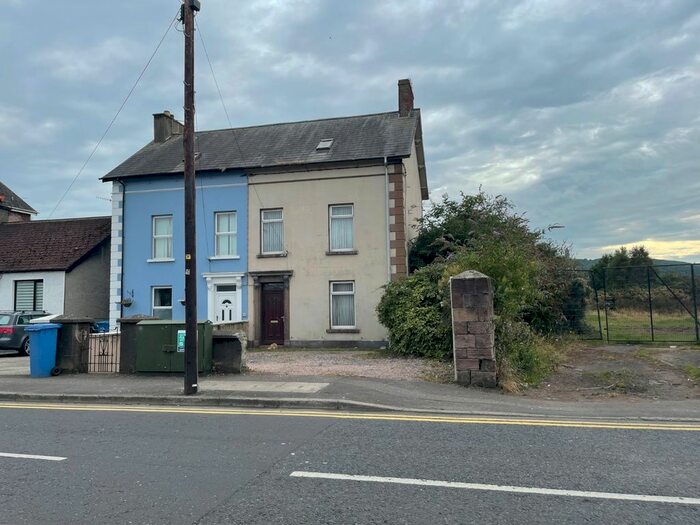 3 Bedroom Semi-Detached House For Sale In Portaferry Road, Newtownards, BT23