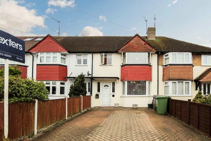 3 Bedroom Property To Rent In Ashridge Way, Sunbury-On-Thames, TW16