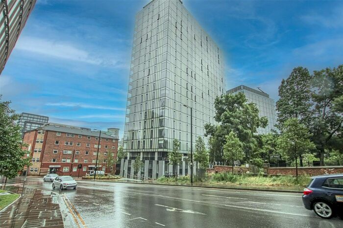 2 Bedroom Flat To Rent In The Gate, Meadowside, Aspin Lane, Manchester, M4