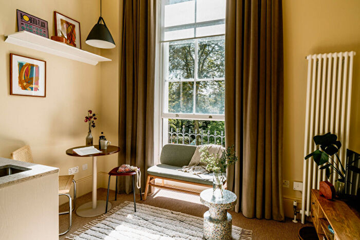 Studio To Rent In St. Marks Square, London, NW1