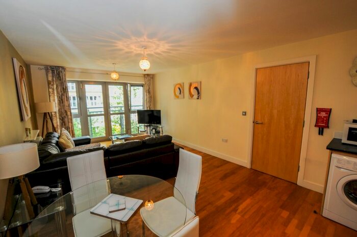 1 Bedroom Flat To Rent In Montague Street, Bristol, BS2