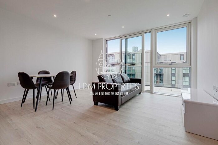 2 Bedroom Apartment To Rent In (September) Hartingtons Court, Woodberry Down, London, N4