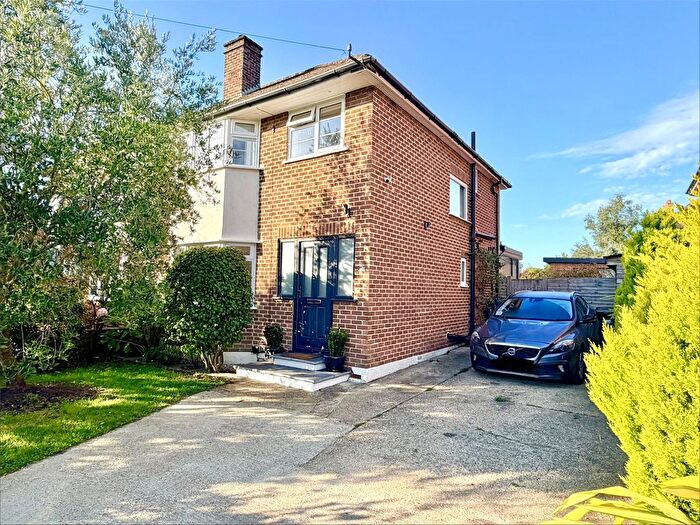 3 Bedroom Semi Detached House For Sale In Highfield Road, Lymington, Hampshire, SO41