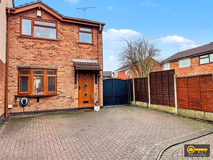 3 Bedroom Semi Detached House For Sale In Epsom Close, Bedworth, CV12