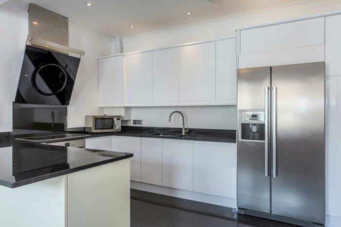 2 Bedroom Flat To Rent In Chamberlayne Road London, NW10