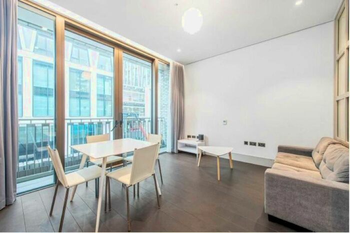 1 Bedroom Flat To Rent In Victoria Street, London, SW1H