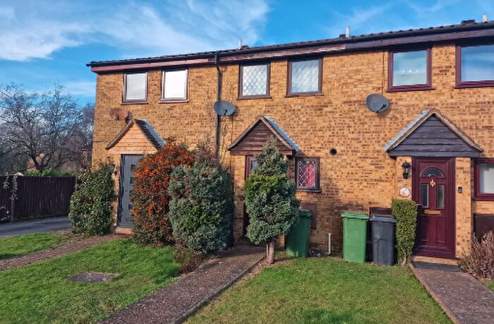 2 Bedroom House For Sale In Farrier Close, Weavering, Maidstone, ME14