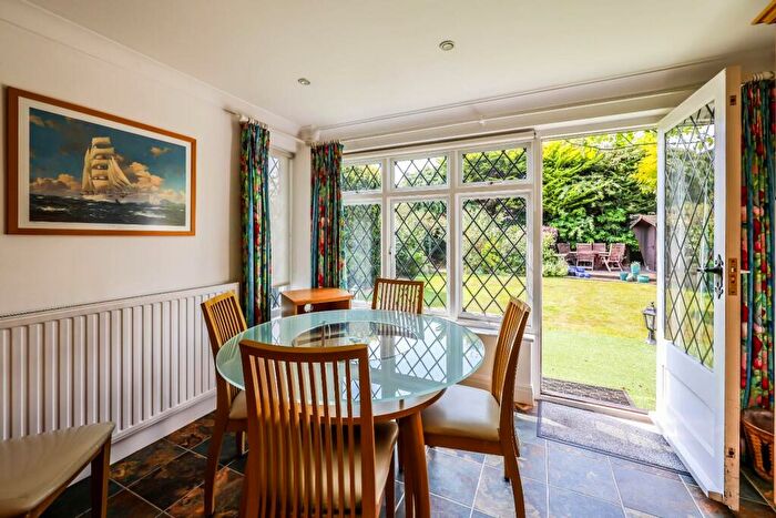 5 Bedroom Detached House For Sale In Hall Park Avenue, Westcliff-On-Sea, SS0