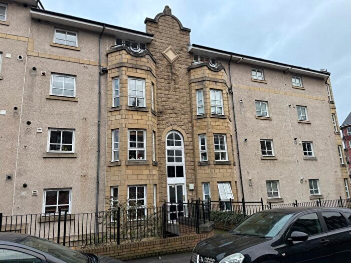 2 Bedroom Flat To Rent In McDonald Road, Edinburgh, Midlothian, EH7
