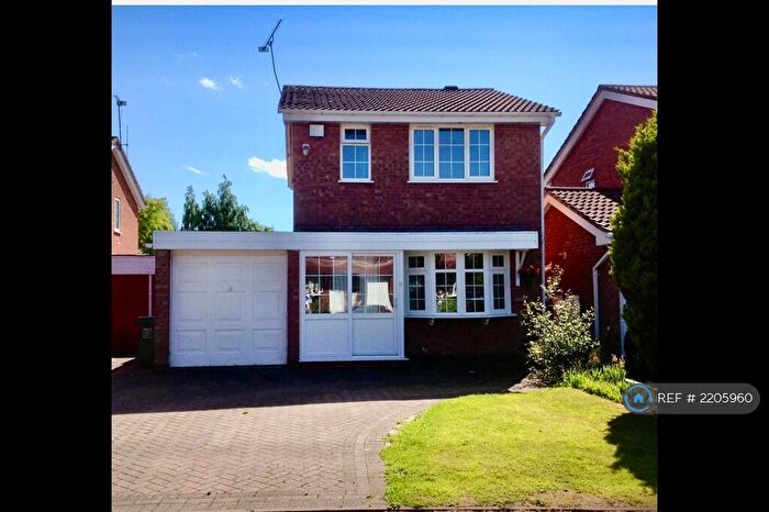 3 Bedroom Detached House To Rent In Moorgate Close, Redditch, B98