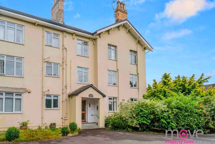 3 Bedroom Apartment To Rent In Hatherley Road, Cheltenham, GL51