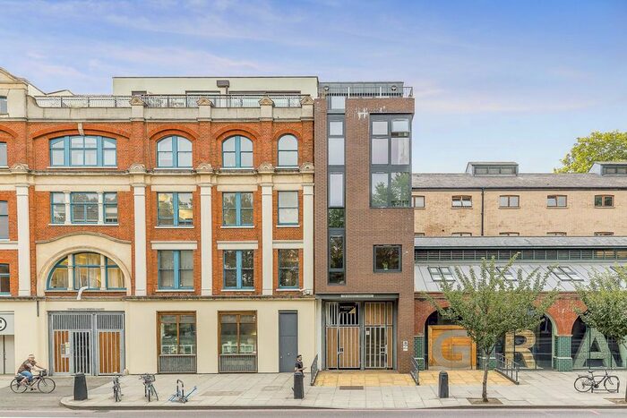 2 Bedroom Flat To Rent In South Stables, Hoxton E2