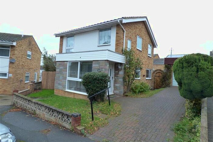 3 Bedroom Detached House To Rent In Harris Close, Northfleet, Gravesend, DA11