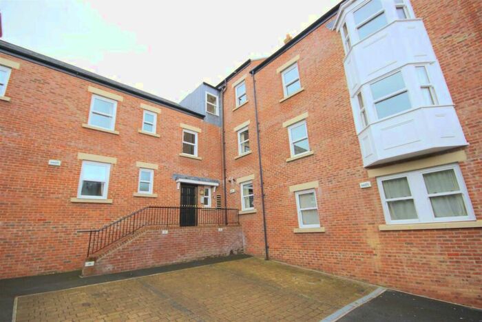 2 Bedroom Private Hall To Rent In The Sidings, Gilesgate, Durham, DH1