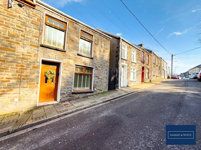 2 Bedroom End Terrace House For Sale In Woodland Street, Mountain Ash, Aberdare, Mid Glamorgan, CF45