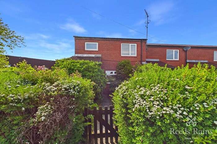 3 Bedroom End Of Terrace House For Sale In Thistlecroft, Ingol, Preston, Lancashire, PR2