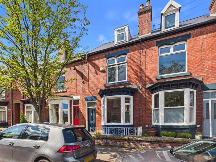 3 Bedroom Terraced House For Sale In Murray Road, Greystones, Sheffield, S11
