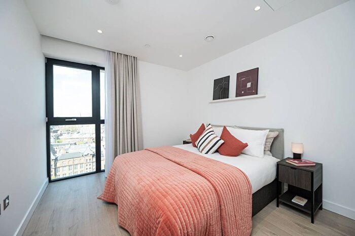 2 Bedroom Flat To Rent In New Drum Street, Aldgate, London, E1