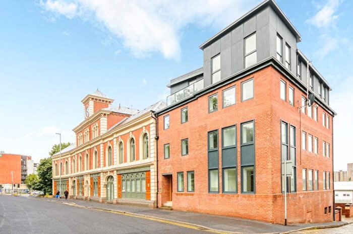 1 Bedroom Apartment For Sale In North Street Lofts, Leeds, LS2