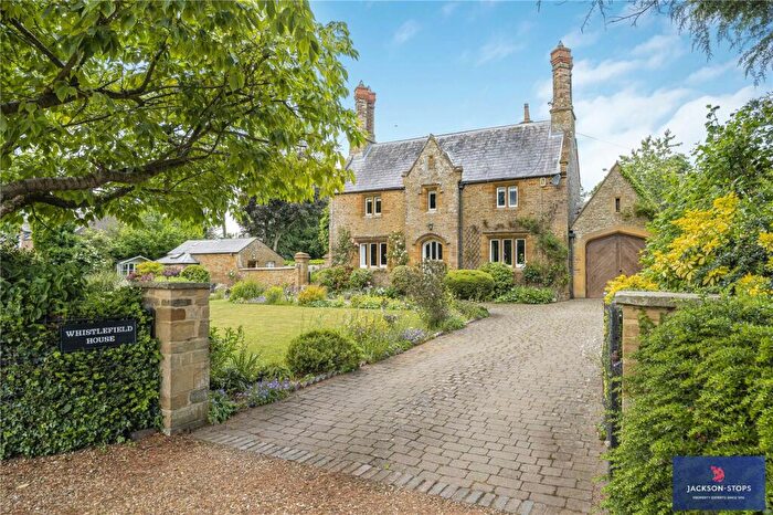 4 Bedroom House For Sale In Overstone Park, Overstone, Northamptonshire, NN6
