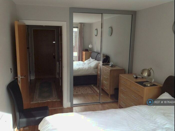 1 Bedroom Flat To Rent In Grove Court, London, SE15