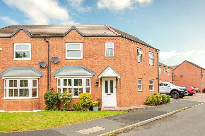 3 Bedroom Semi Detached House For Sale In Yorkshire Grove, Walsall, WS2