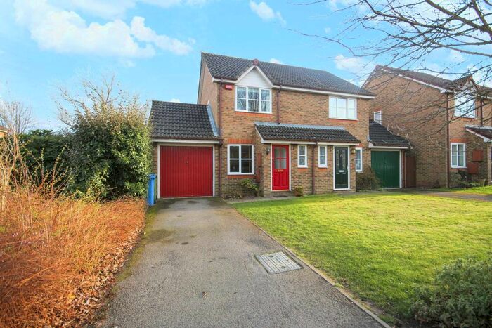 2 Bedroom Semi-Detached House To Rent In Woodhouse Street, Binfield RG42