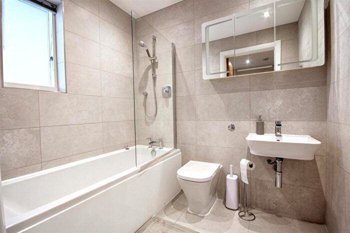 2 Bedroom Apartment To Rent In Greyfriars Road, Norwich, NR1