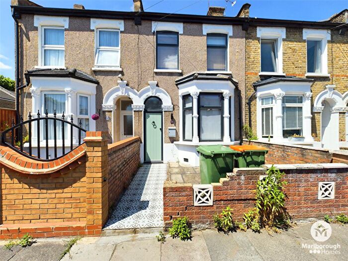 2 Bedroom Terraced House To Rent In Kingsland Road, Upton Park, London, E13