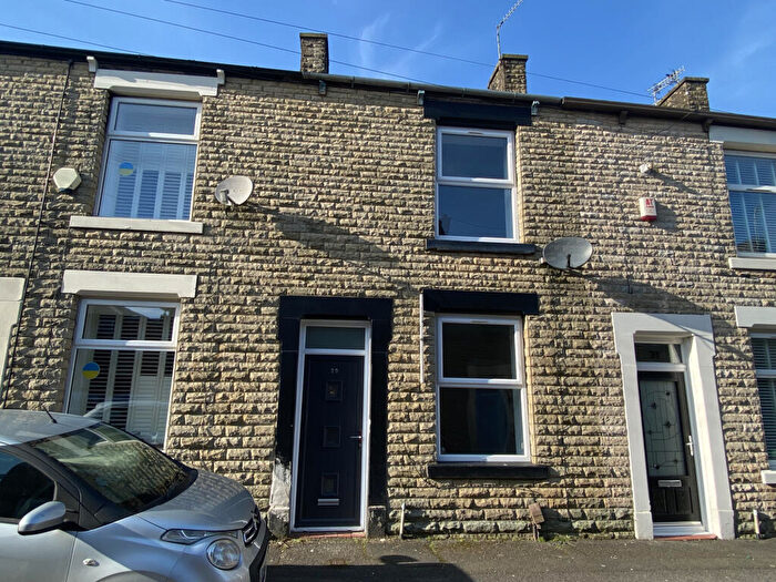 2 Bedroom Terraced House To Rent In Tudor Street, Oldham, Lancashire, OL2
