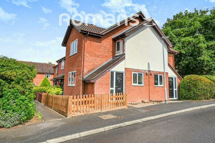 1 Bedroom End Of Terrace House To Rent In Staffordshire Croft, Warfield, RG42