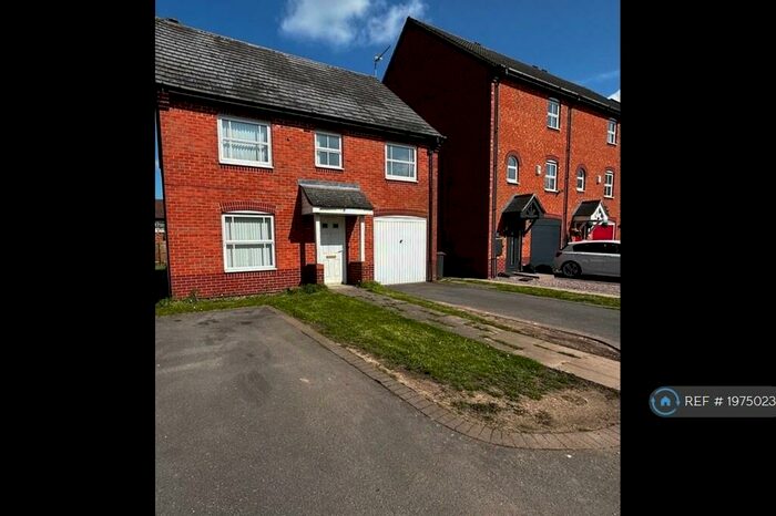 4 Bedroom Detached House To Rent In Brooker Close, Coalville, LE67